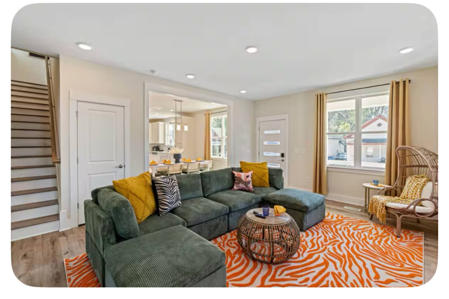 Downtown Modern photo 3