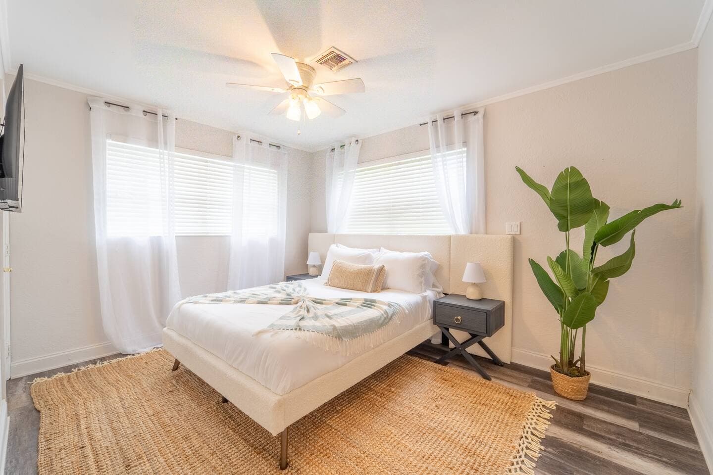 Tropical Beach Villa photo 4