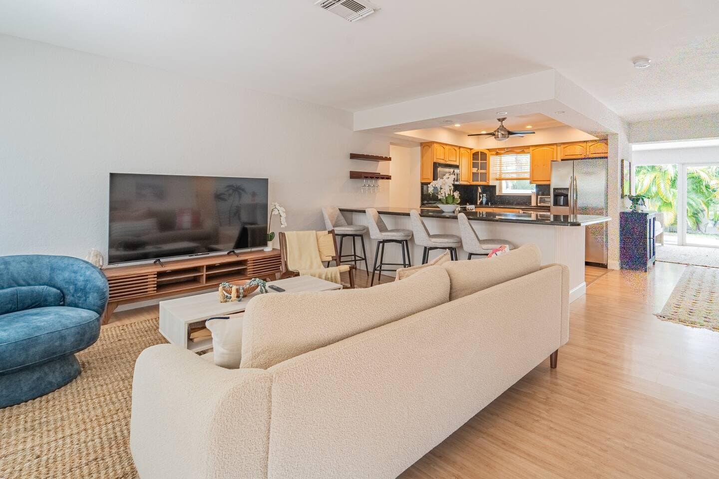 Tropical Beach Villa photo 5