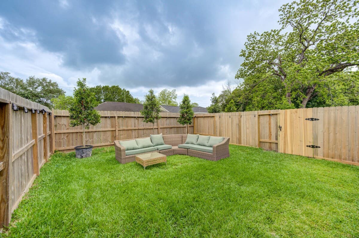 Brand New 4BR | NRG | Med Center | Outdoor Dining photo 5