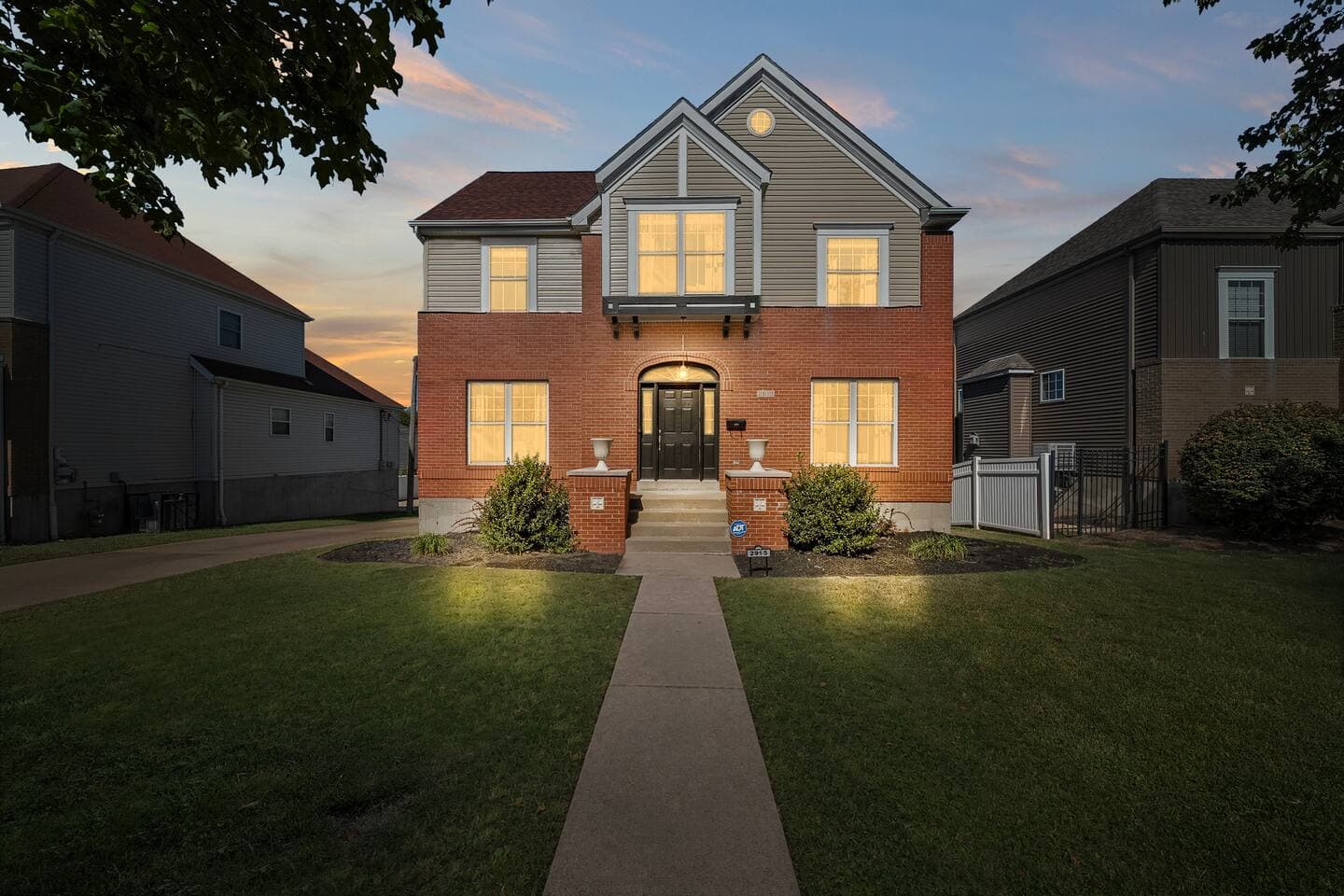 Oasis Gate, St. Louis, MO