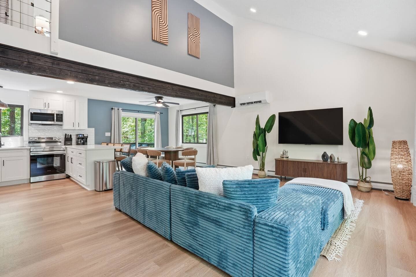 Nature Spa House | 5BR | Hot Tub, Sauna & Plunge photo 3